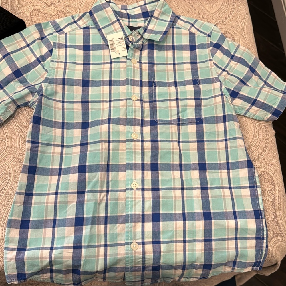 Boys shirt size MM/7/8
